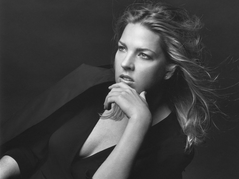 photo_thelookof_300rgb-f2881742244cf63cffbe980a4f8ab0df15ea5bde-s800-c85